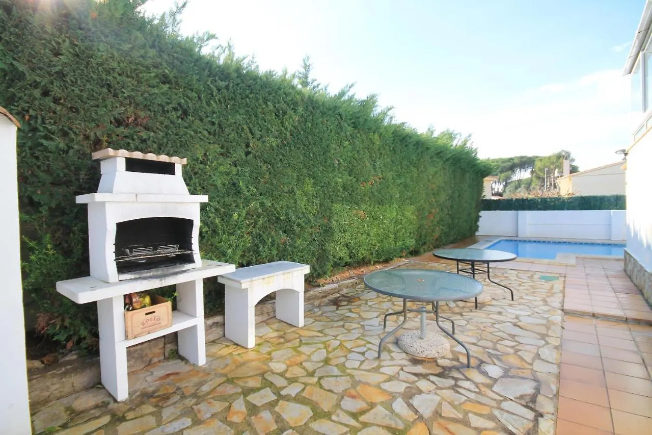 Holiday Home Joanna Ля Эскала Вилла Ля Эскала